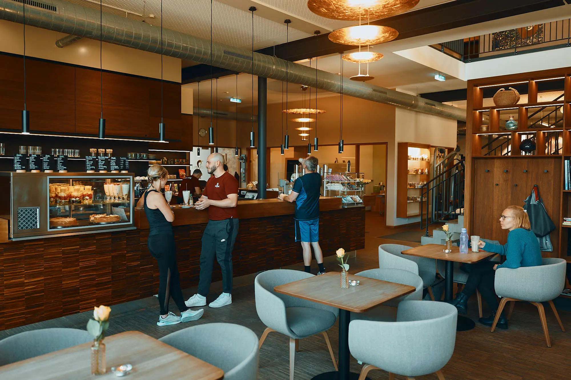 Lounge & Café im Rückgrat
